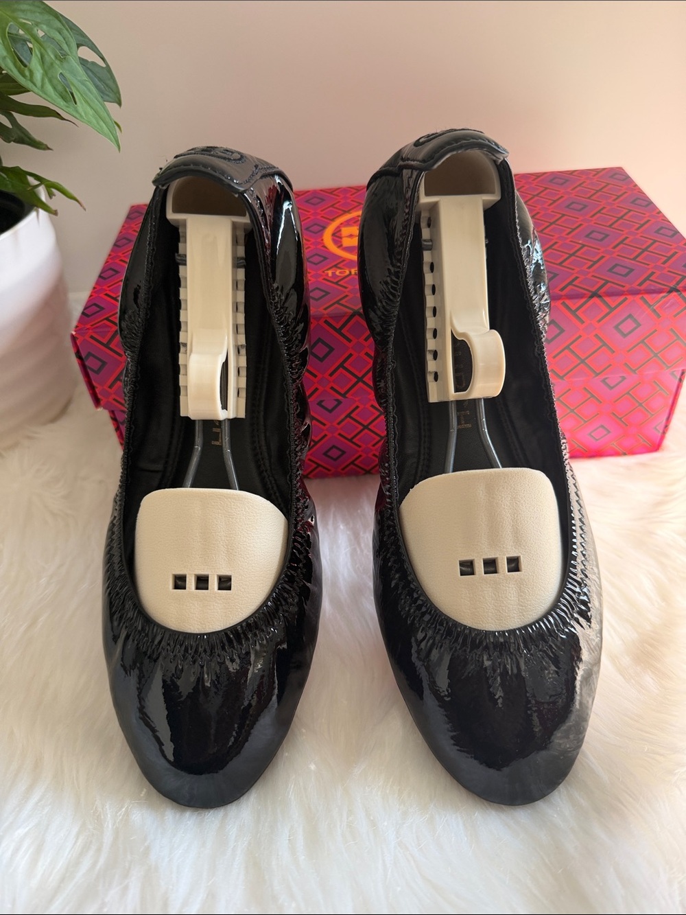 Tory Burch Eddie Black Patent Leather Ballet Flats Shoes